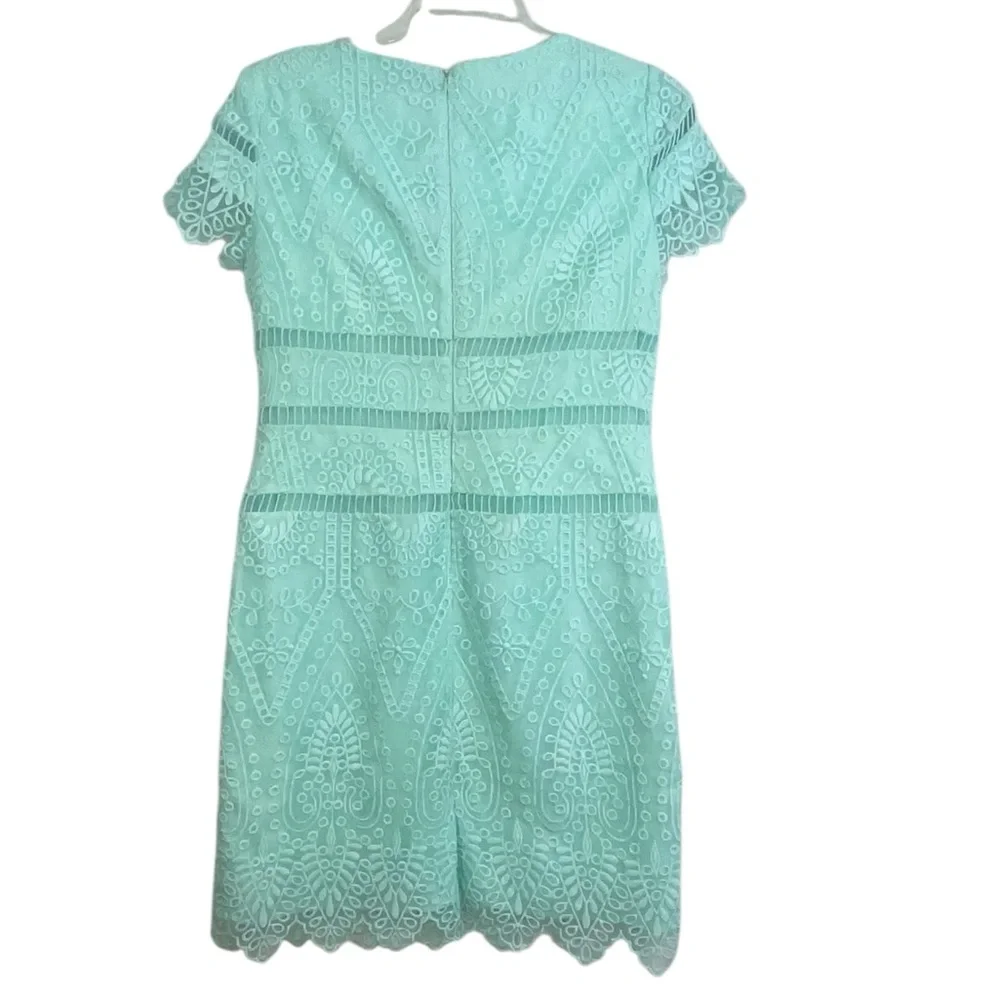 Katherine Kelly pastel green eyelet embroidered sheath dress. Size 10 GUC - Picture 4 of 7